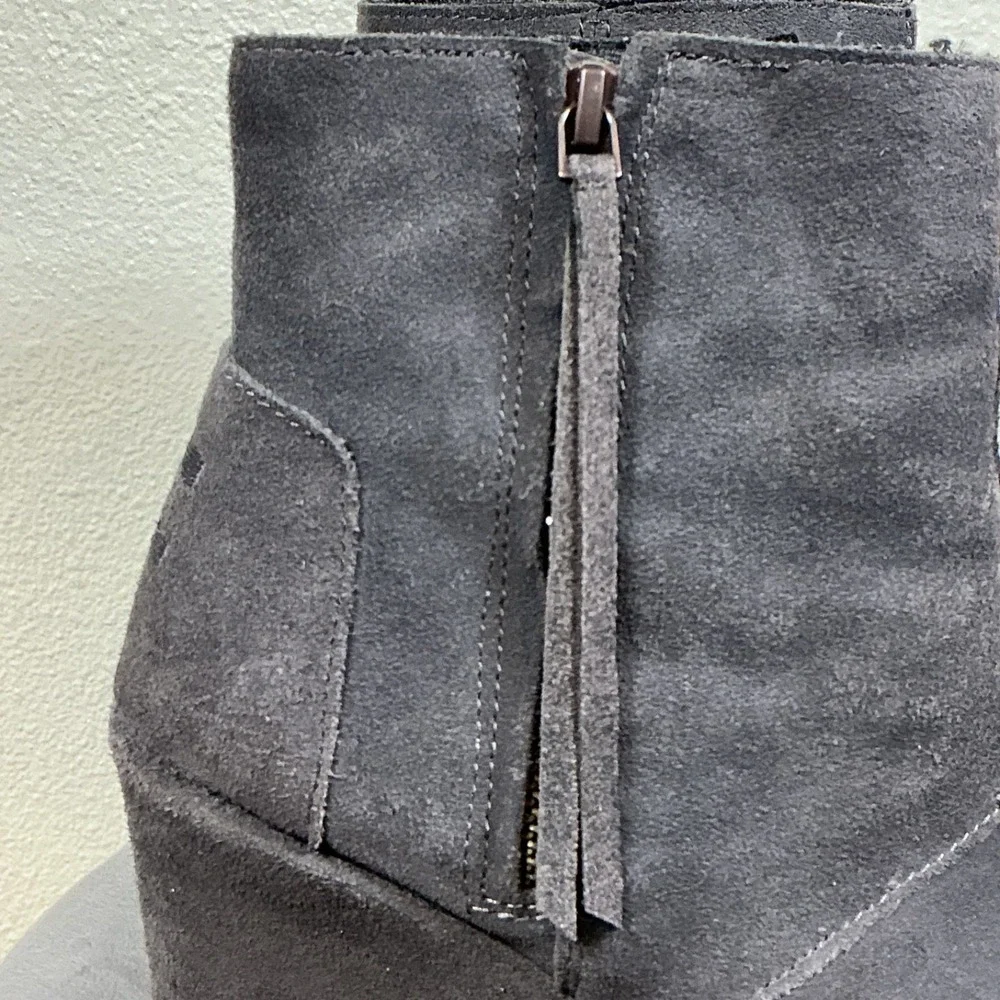 Women's Toms Nepal Side Zip Wedge Ankle Boots Booties Shoes Size 7.5 Gray‎ Suede